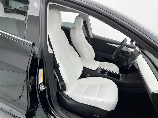 Tesla Model 3 Performance high-performance all-wheel drive version 3D3/3D1