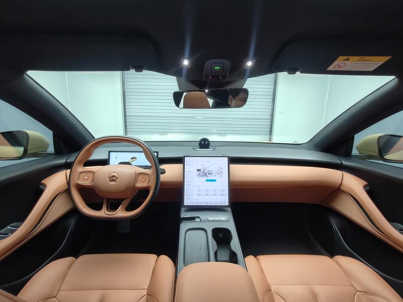NIO NIO ET5 2022