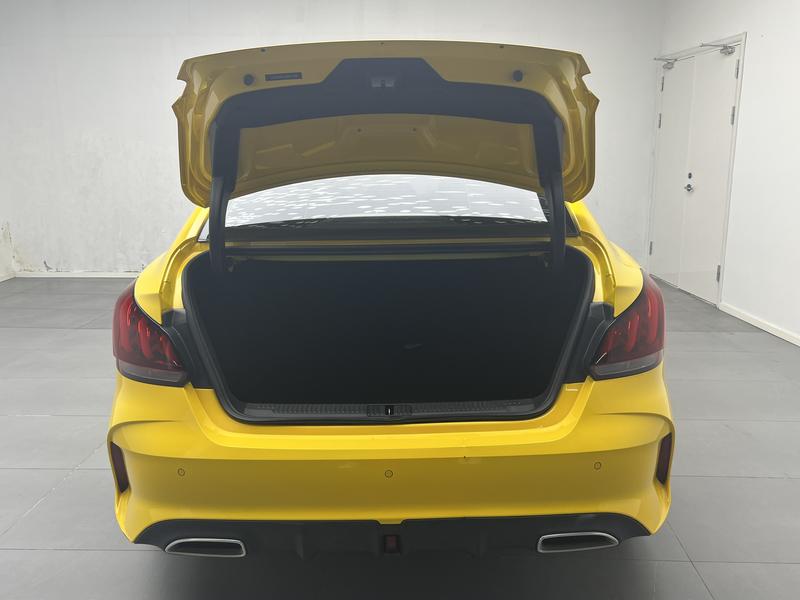 MG MG5 2021