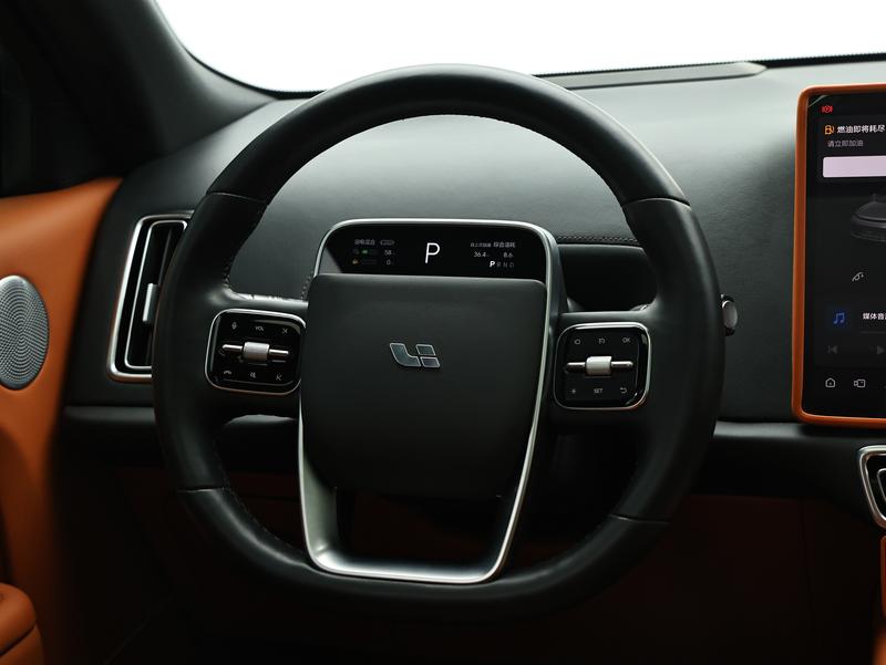 Li Auto Ideal L8 2023