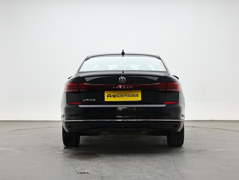 Volkswagen Passat 2025
