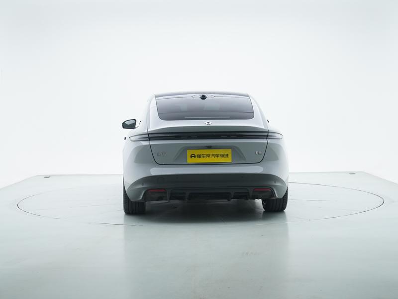 NIO NIO ET5 2024