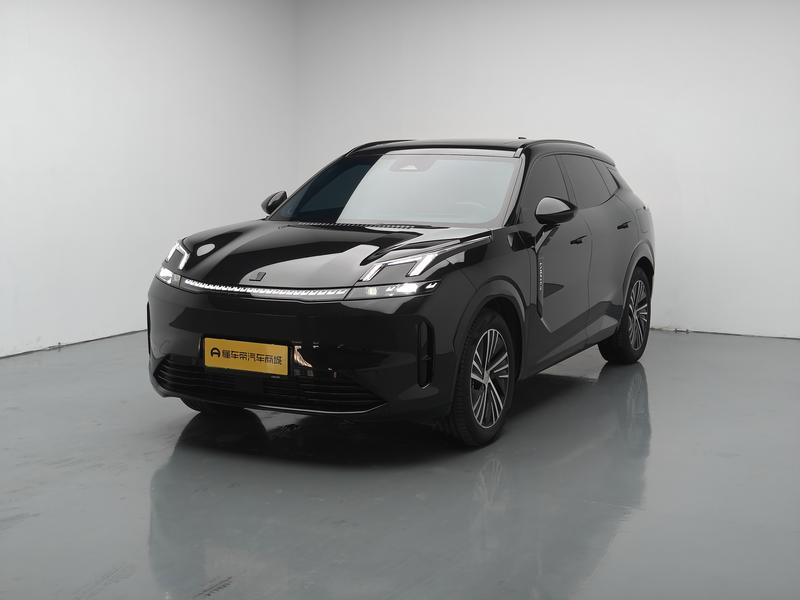 Lynk & Co Lynk&Co 08 EM-P 2025
