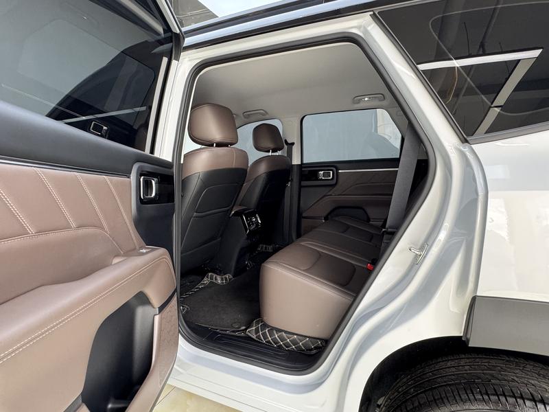 Wuling Starlight 560 PHEV 2026