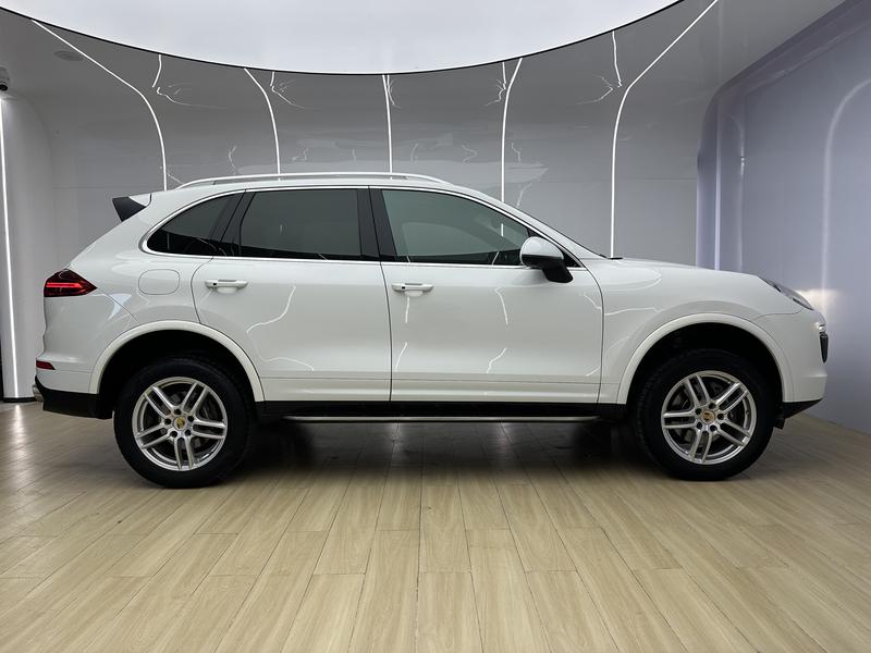Porsche Cayenne 2016