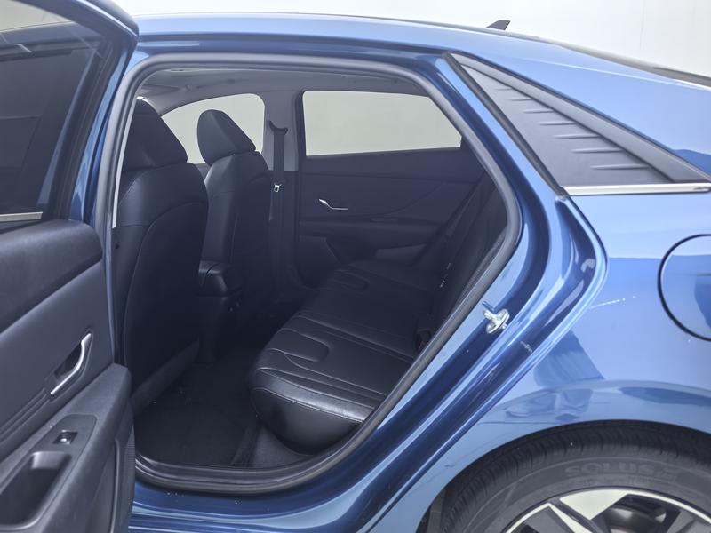 Hyundai Elantra 2021
