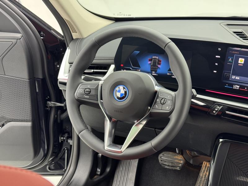 BMW BMW iX1 2026
