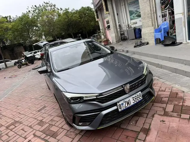 Roewe Roewe i5 Facelift 1.5L CVT Diamond edition