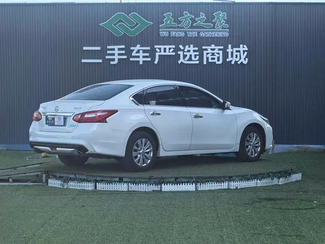 Nissan Teana Facelift 2.0 L XL Comfort Edition