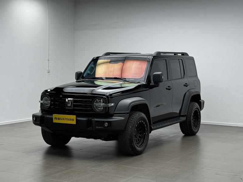 Tank Tank 300 2025