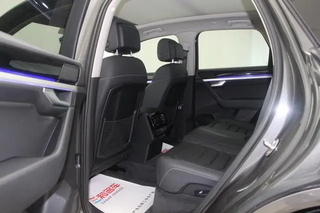 Volkswagen Touareg 3.0 TSI Sharp Edition