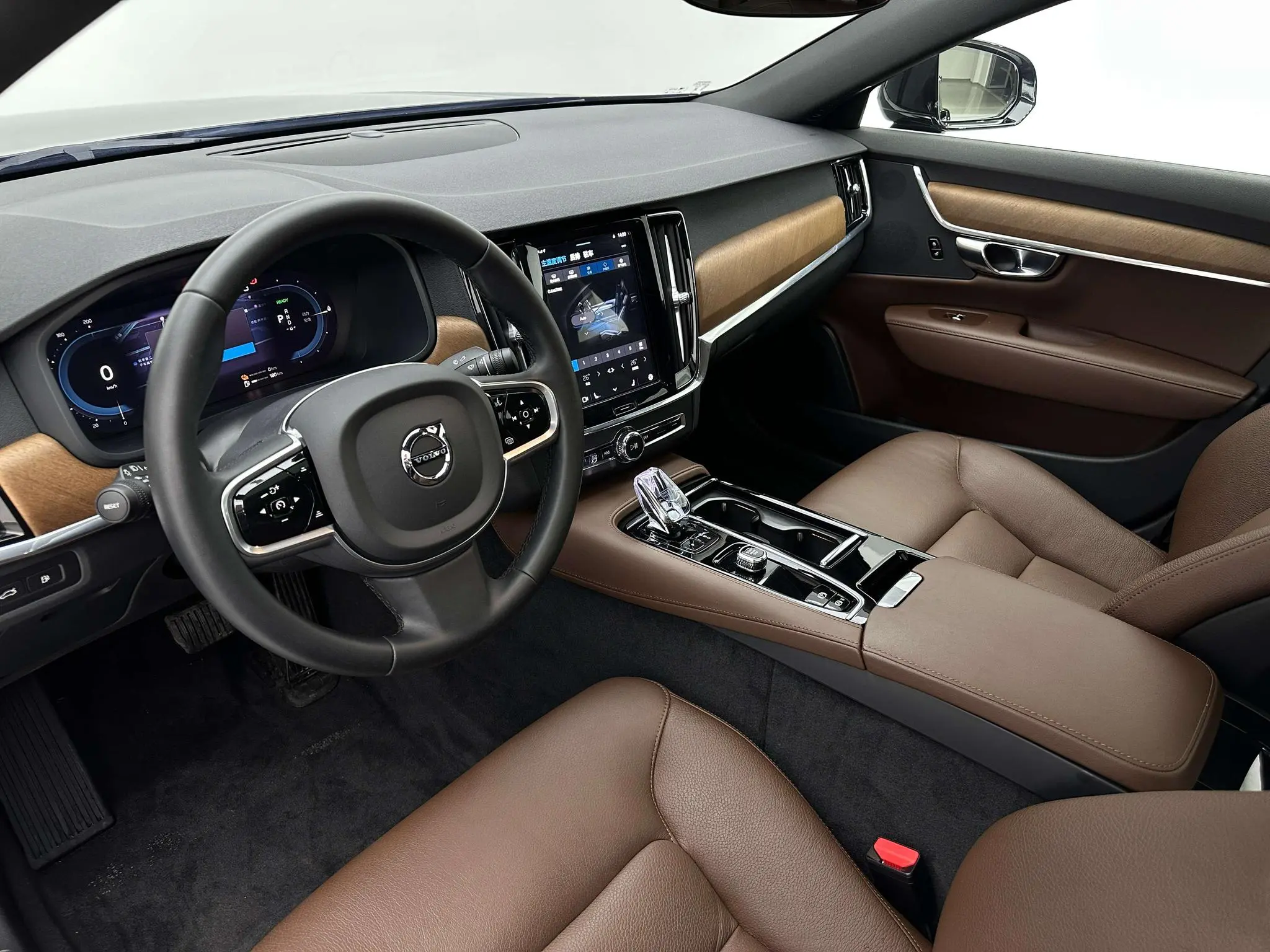 Volvo Volvo S90 PHEV T8 four-wheel drive long battery life Zhiyi Deluxe Edition