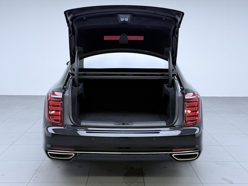 Hongqi Red Flag H9 2020