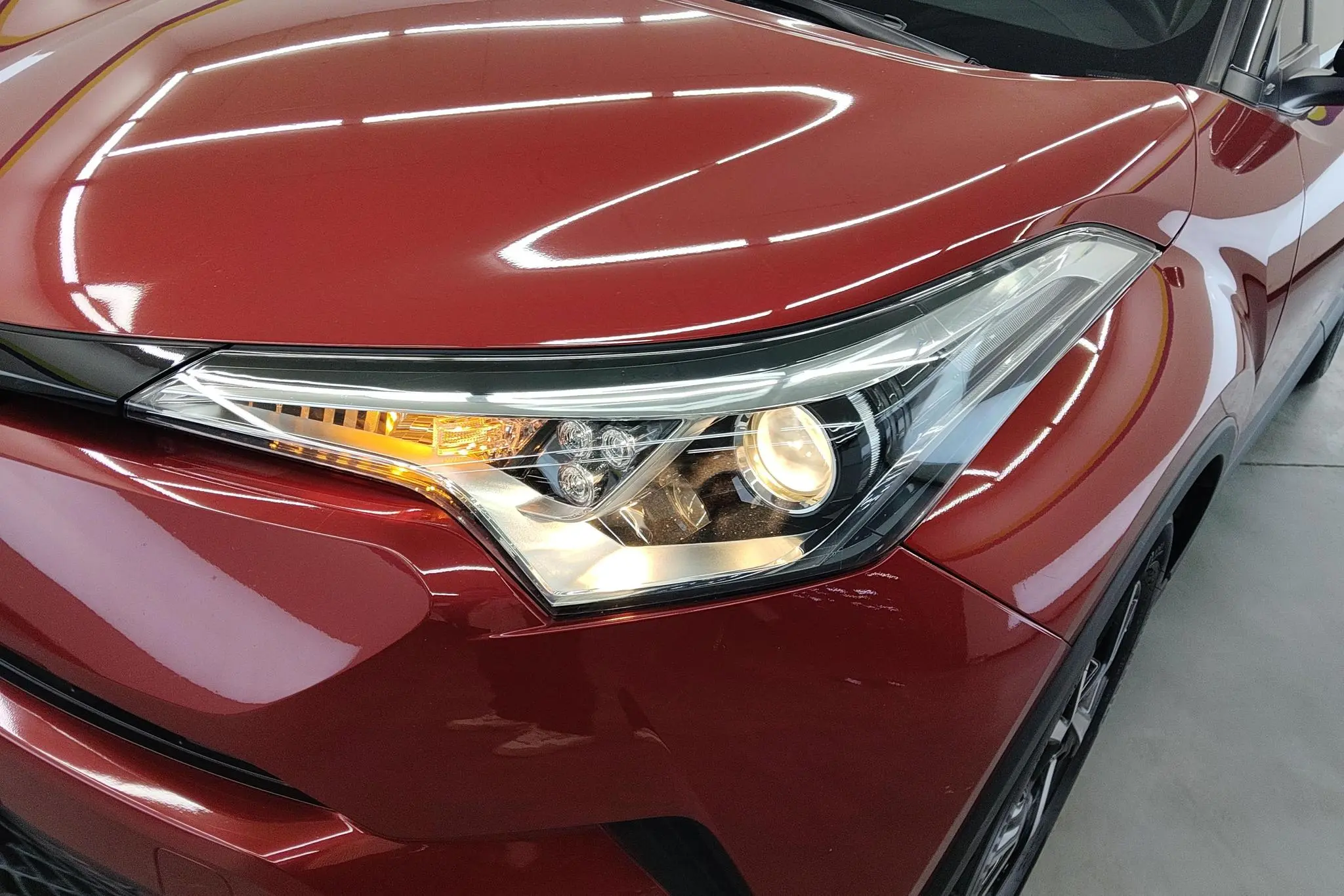 TOYOTA Toyota C-HR 2.0L leading skylight version country VI