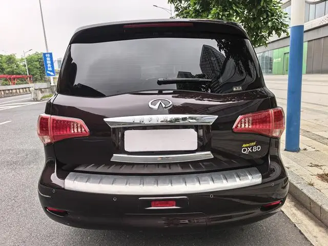 Infiniti Infiniti QX80 5.6L 4WD
