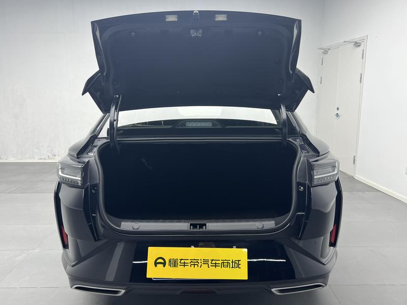 Aeolus Yixuan 2024