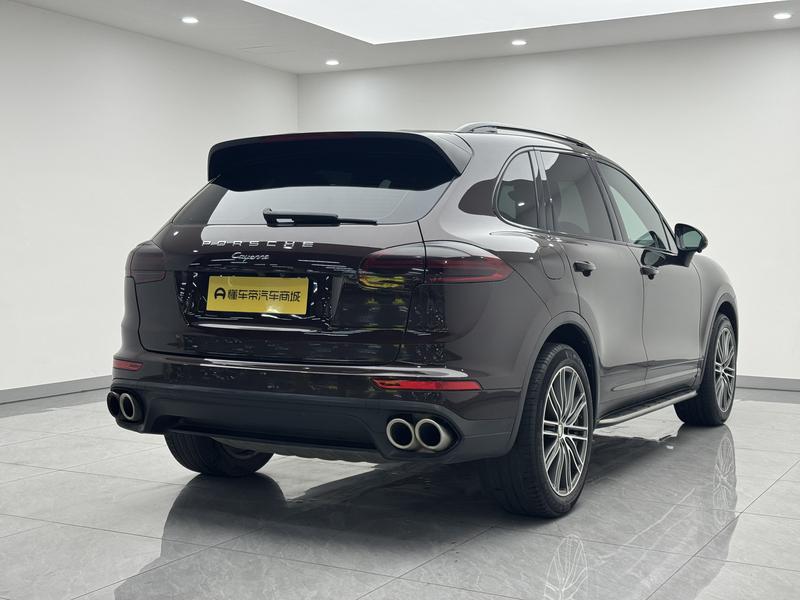 Porsche Cayenne 2016