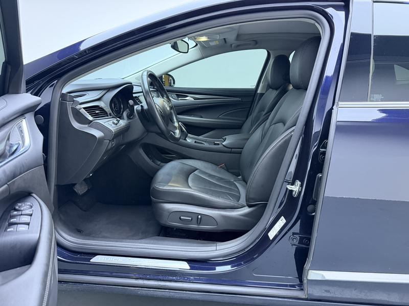 Buick LaCrosse 2022