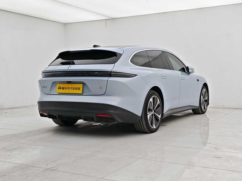 NIO NIO ET5 Touring 2024