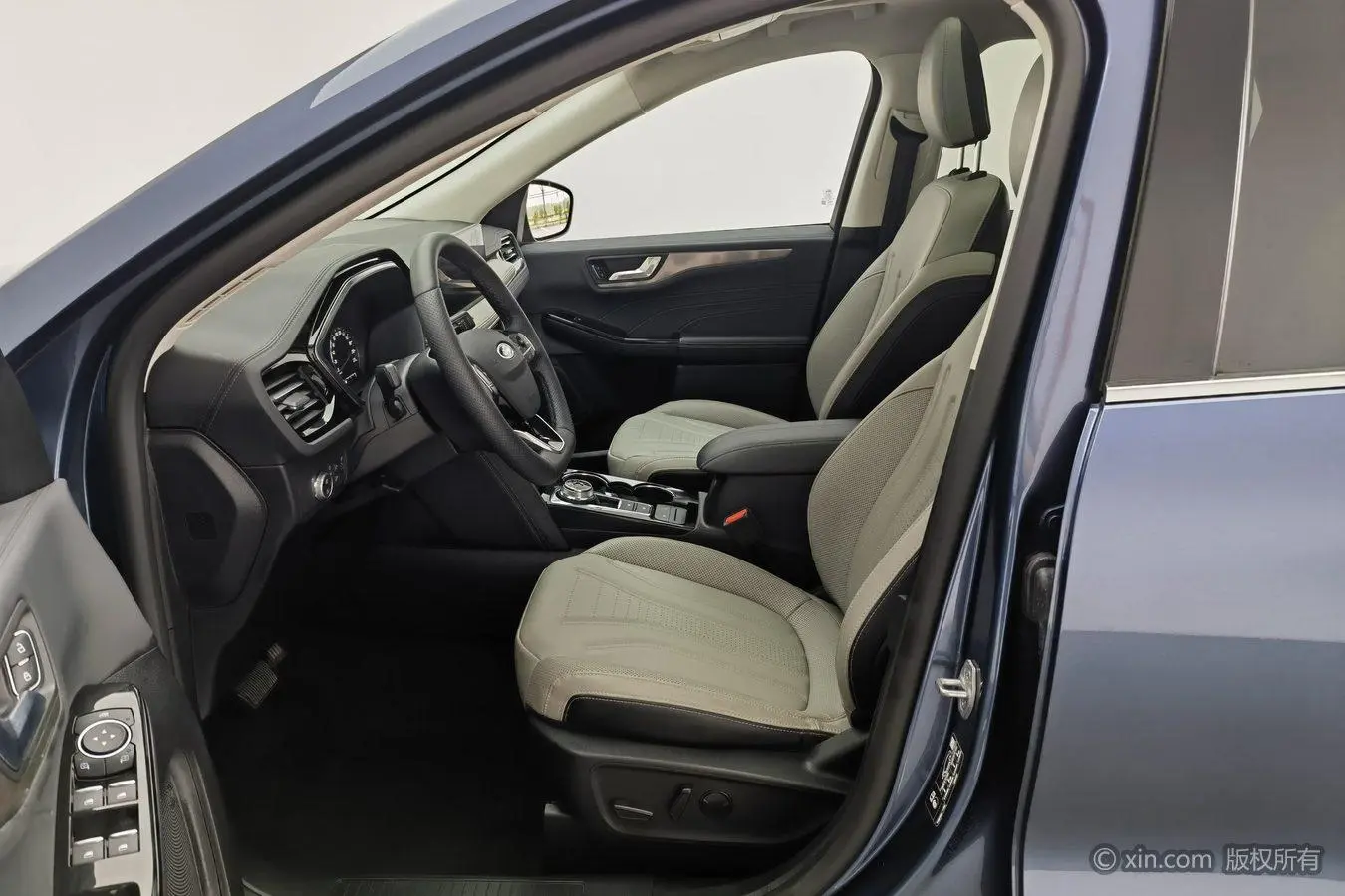 Ford Ruiji EcoBoost 245 two-wheel drive Yaoxiang model