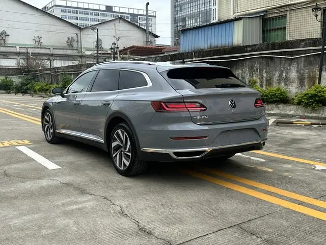 Volkswagen Volkswagen CC Hunting vehicle 380TSI Hunting Heart Edition