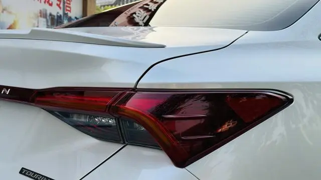 TOYOTA Asian dragon 2.5L Automatic Touring Premium Edition