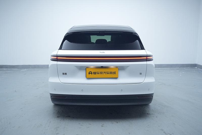 Li Auto Ideal i6 2025
