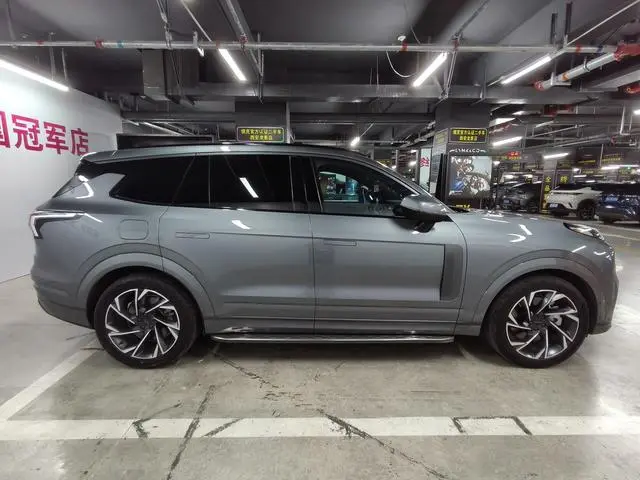 LYNK & CO Lynk &Co. 09 EM-P 2.0TD Performance Edition Seven-seater Halo