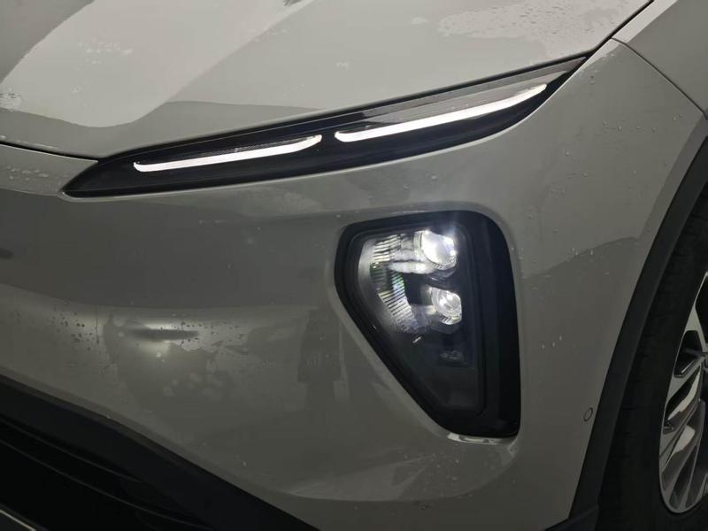 NIO NIO ES6 2024