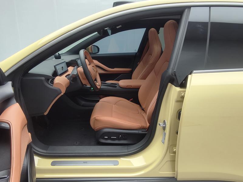NIO NIO ET5 2022
