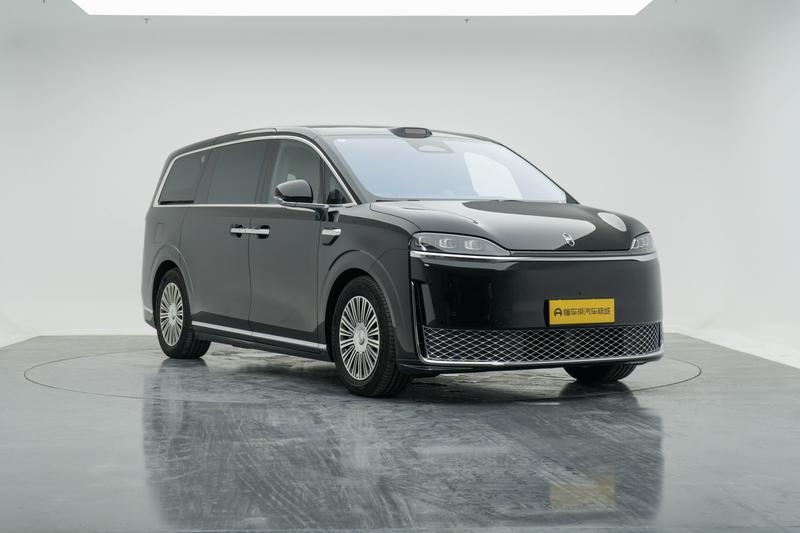 Luxeed Zhijie V9 2026