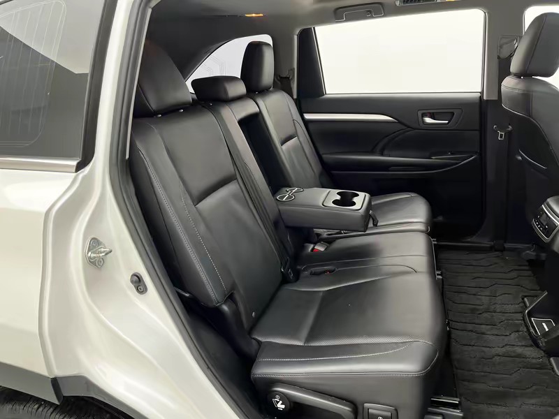 Toyota Highlander 2021