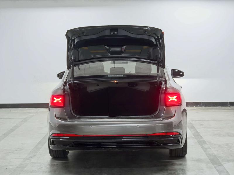 Volkswagen Sagitar 2023