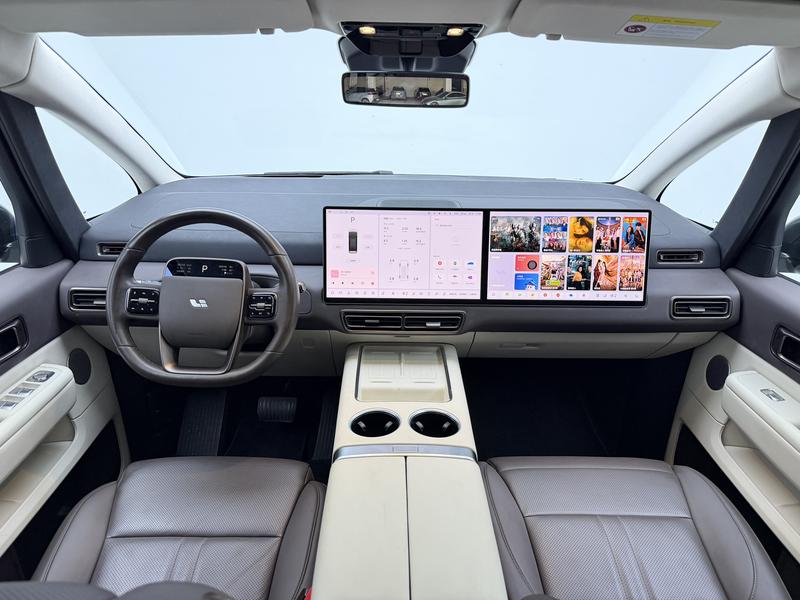 Li Auto Ideal MEGA 2024