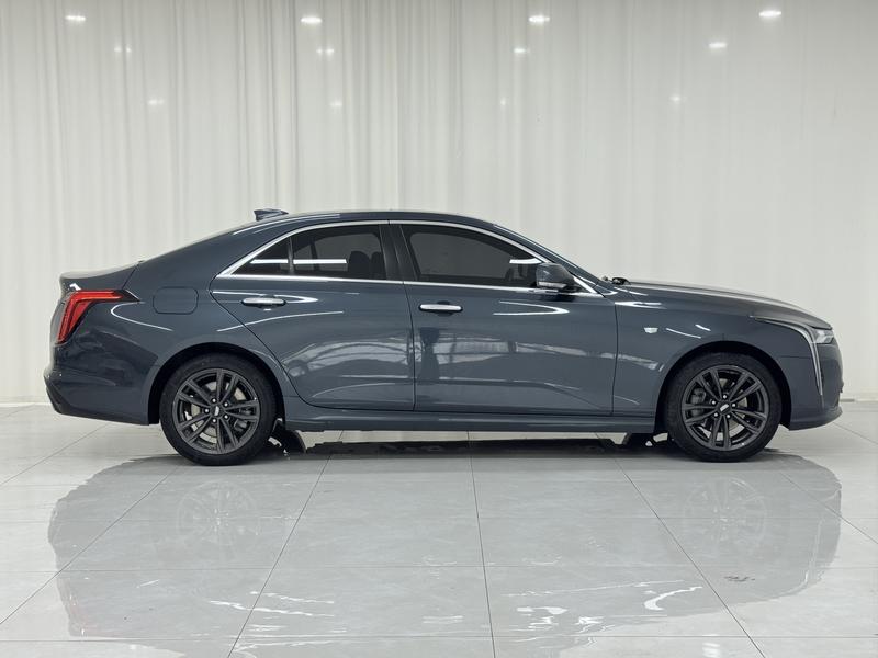 Cadillac Cadillac CT4 2022
