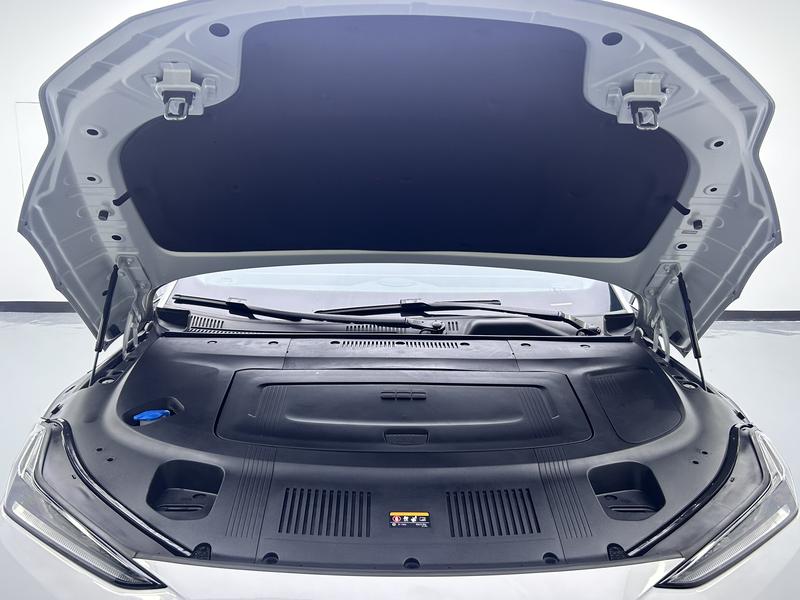 Geely Galaxy Galaxy E8 2024