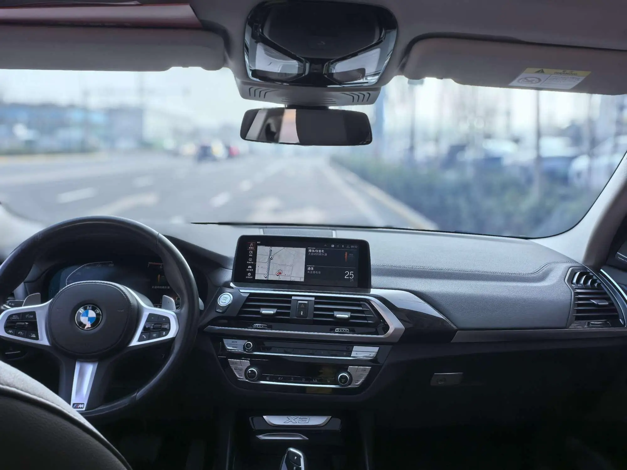BMW BMW X3 xDrive30i leading M sports suit