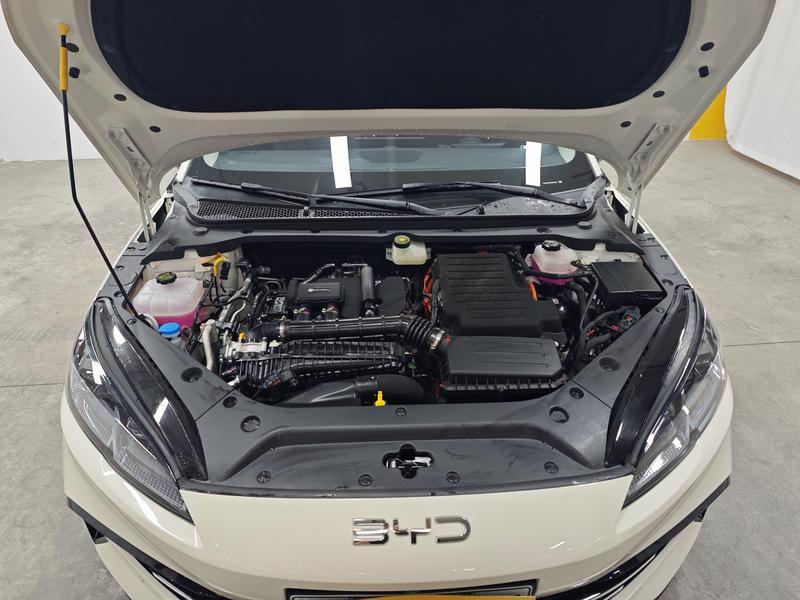 BYD Seal 06DM 2026