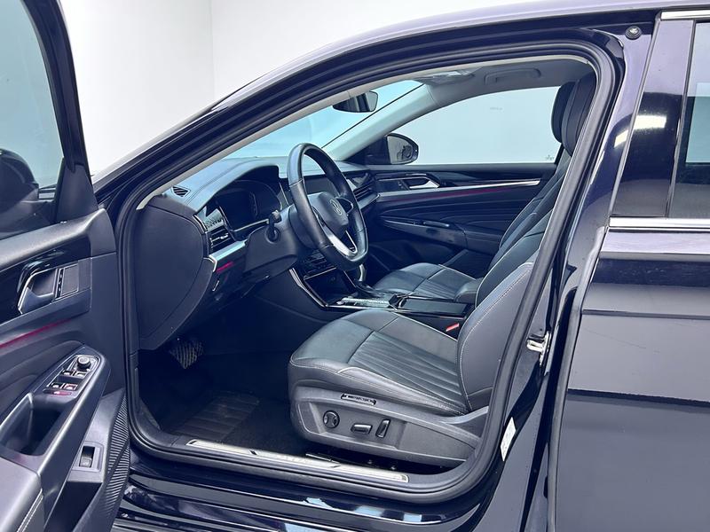 Volkswagen Passat 2023