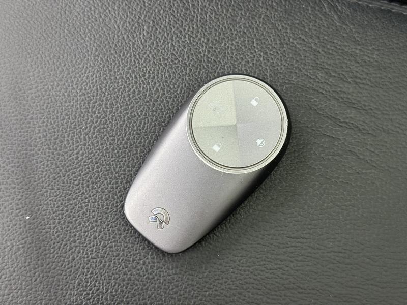 NIO NIO ES8 2020