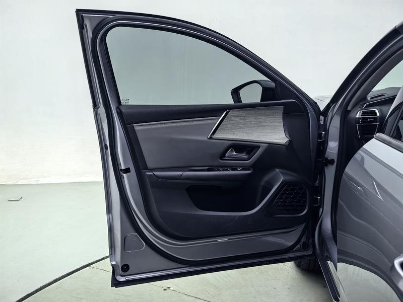 Citroen Versailles C5 X 2022