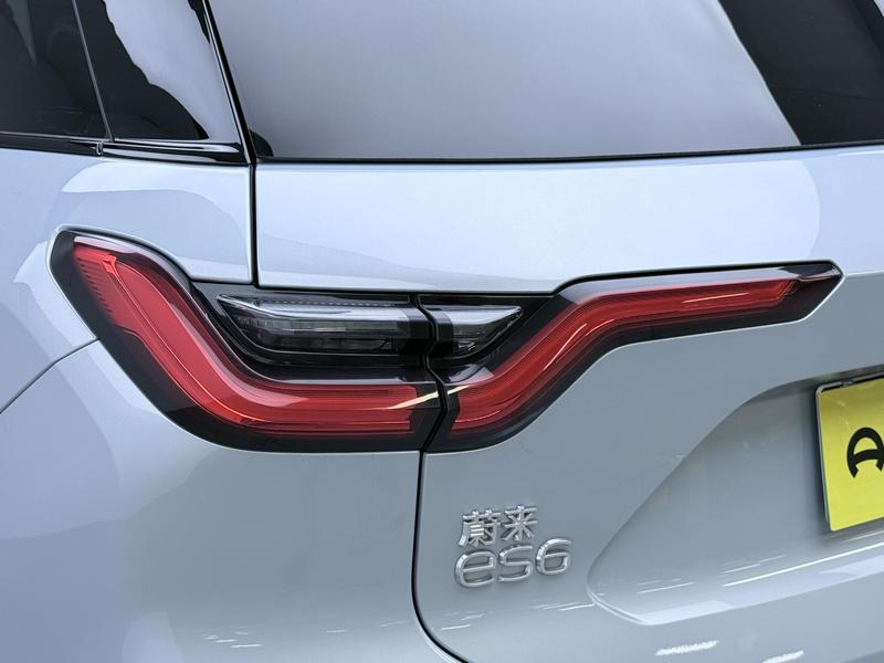 NIO NIO ES6 2020