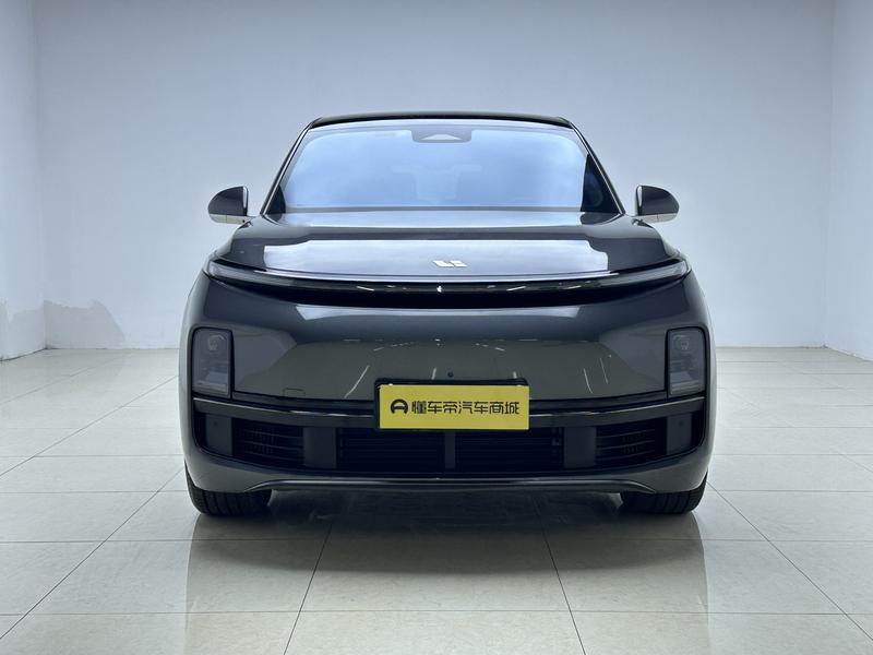 Li Auto Ideal L8 2023