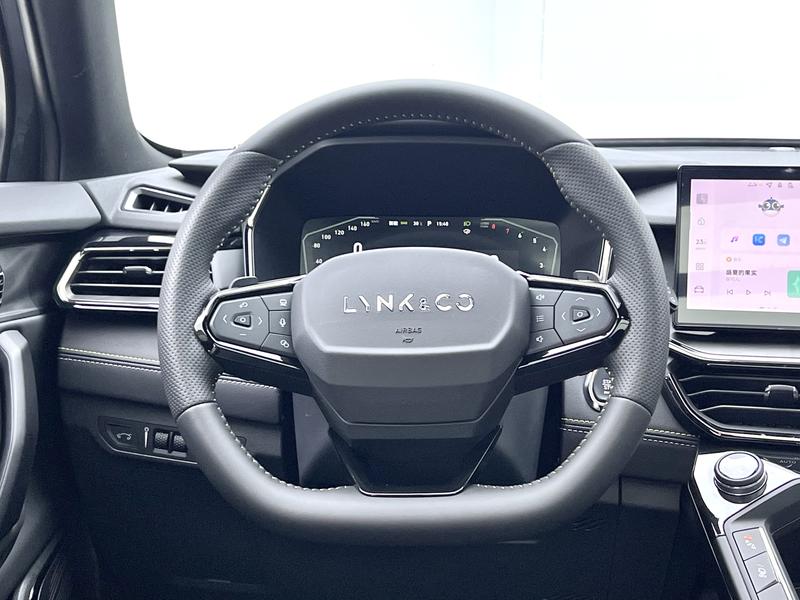 Lynk & Co Lynk & Co 06 2023