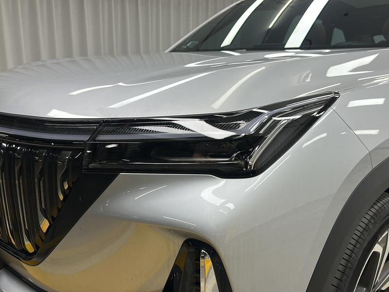 Geely Boyue L 2025
