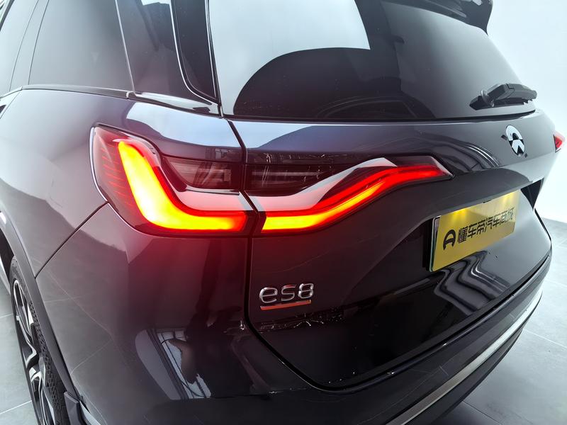 NIO NIO ES8 2020