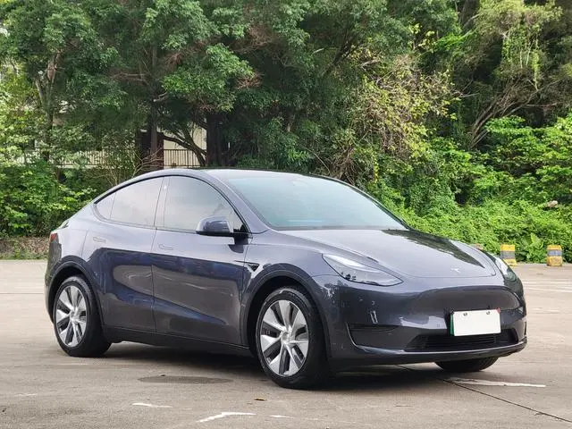 Tesla Model Y Standard battery life, rear-wheel drive version