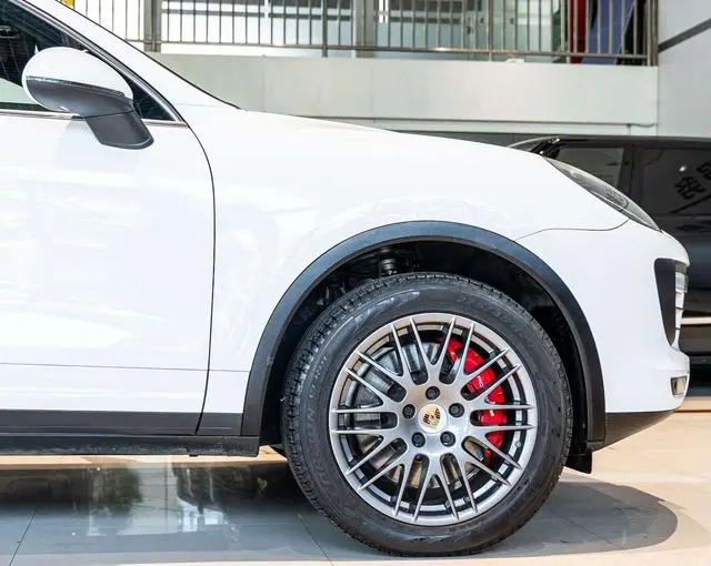 Porsche Cayenne Cayenne Turbo 4.8T