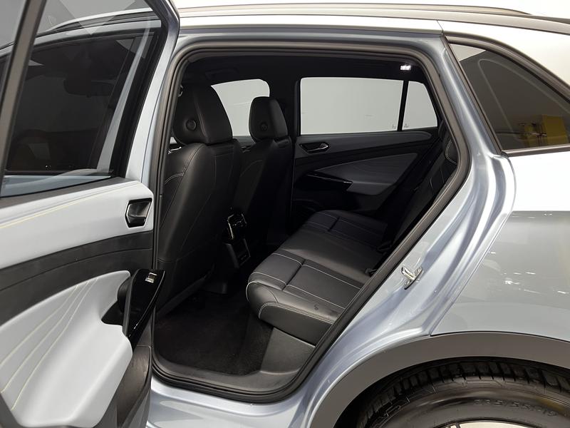 Volkswagen ID.4 X 2025