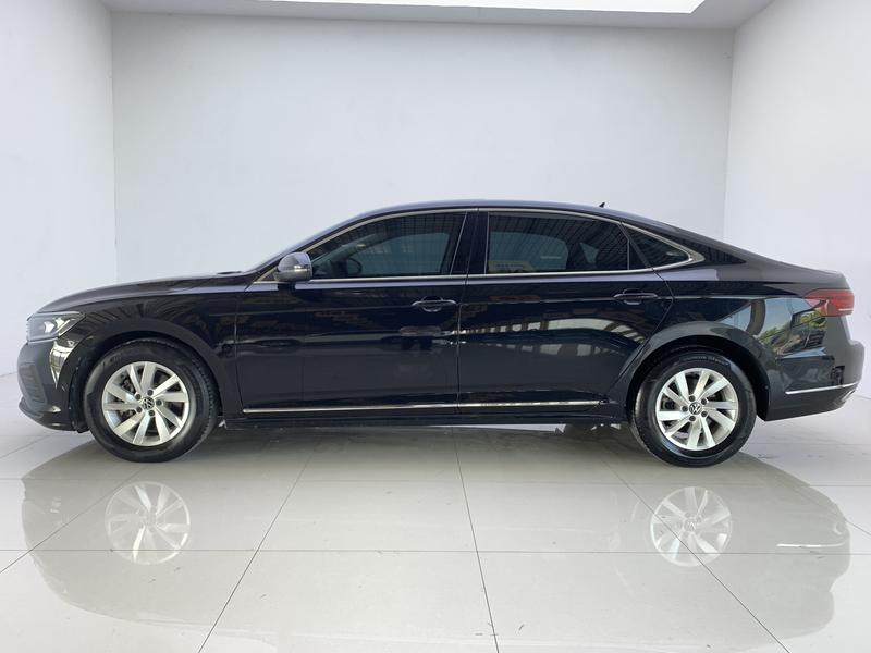 Volkswagen Passat 2023